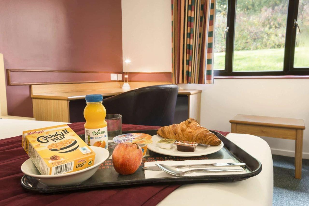 Days Inn Hotel Bradford - Leeds Brighouse Eksteriør bilde
